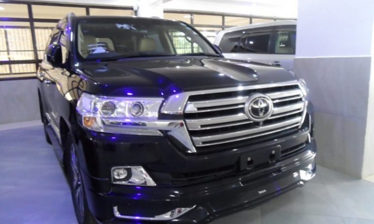 Toyota Landcruiser V8 ZX